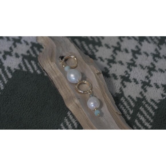 Handmade Dainty Pearl Earrings - Picture 3 of 4